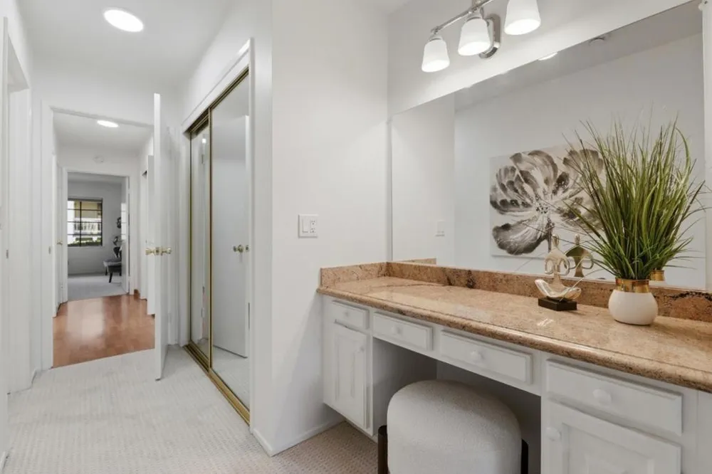 5081 Cribari Blfs San Jose, CA 95135