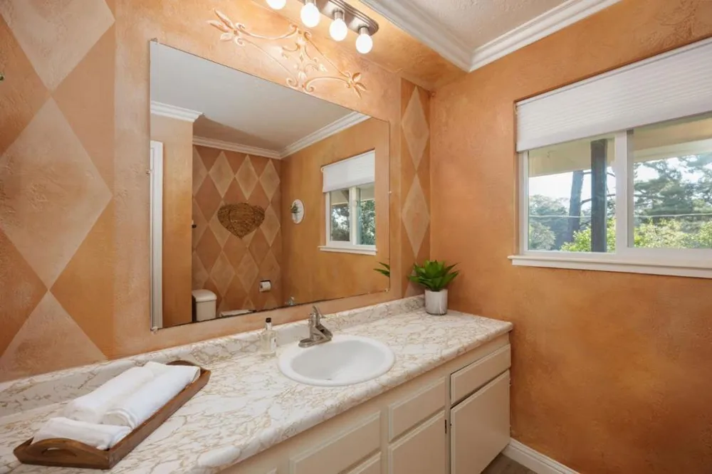 1790 Sunshine Valley Road Moss Beach, CA 94038