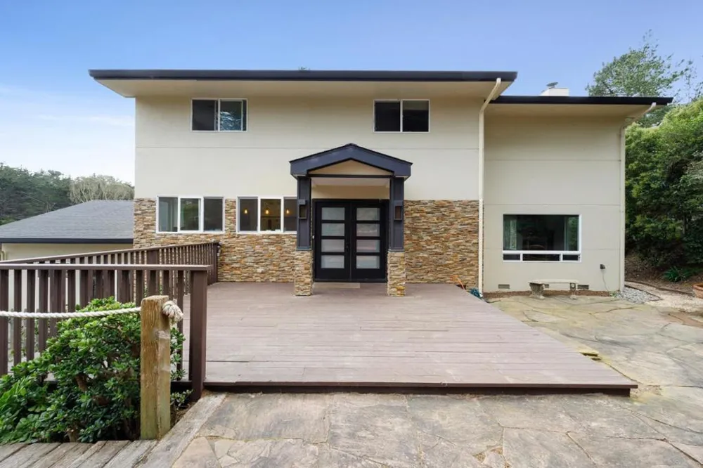 1790 Sunshine Valley Road Moss Beach, CA 94038