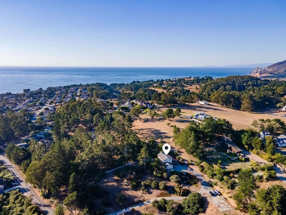 1790 Sunshine Valley Road Moss Beach, CA 94038