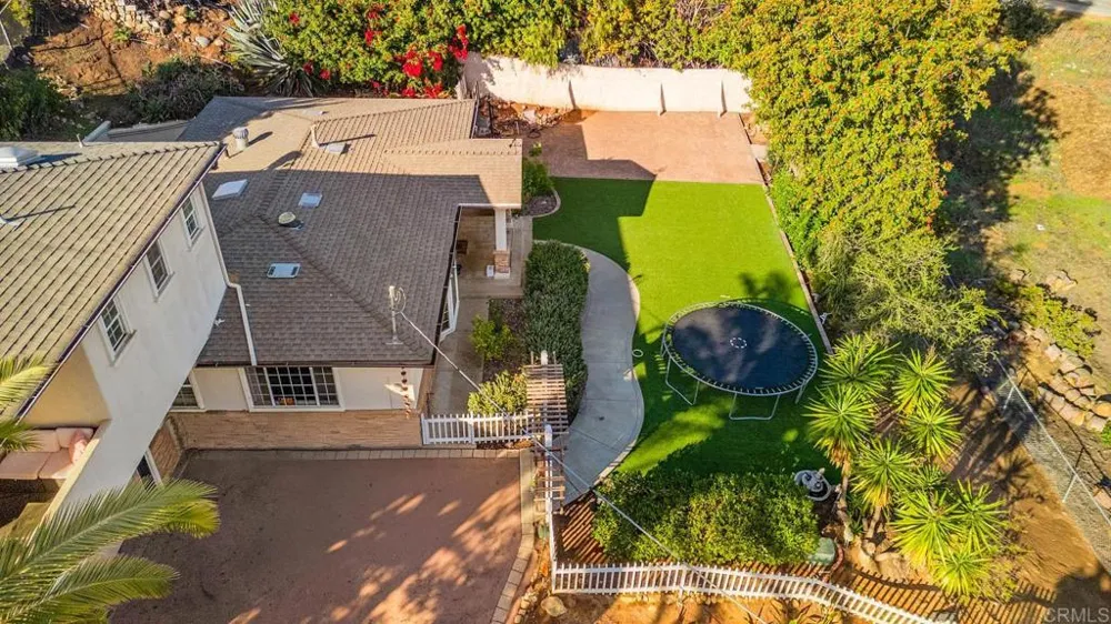 10820 Dutton Drive La Mesa, CA 91941