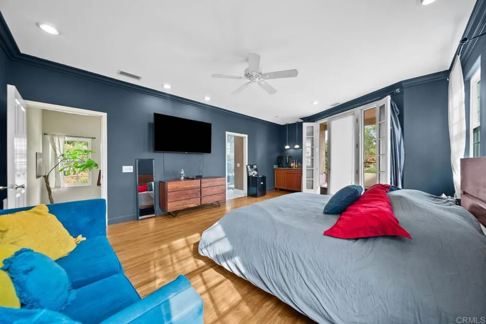 10820 Dutton Drive La Mesa, CA 91941