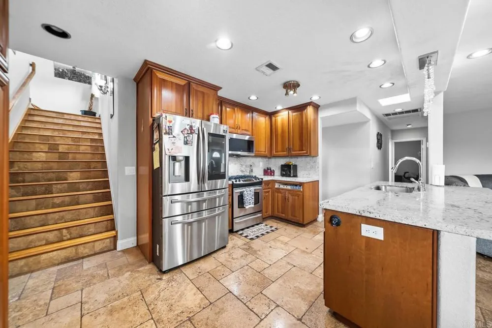 10820 Dutton Drive La Mesa, CA 91941