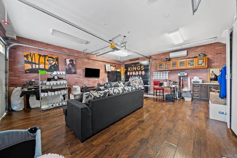 10820 Dutton Drive La Mesa, CA 91941