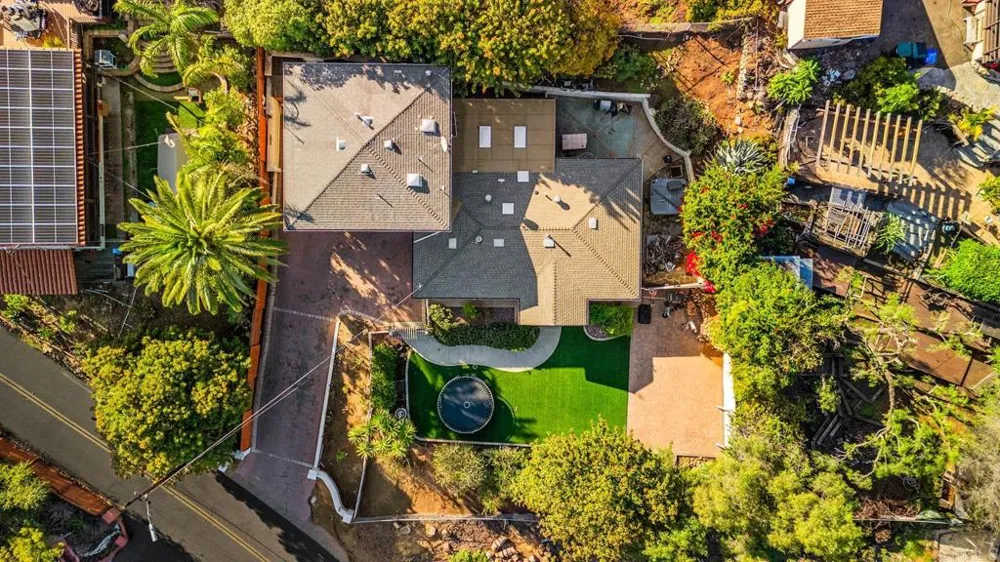 10820 Dutton Drive La Mesa, CA 91941