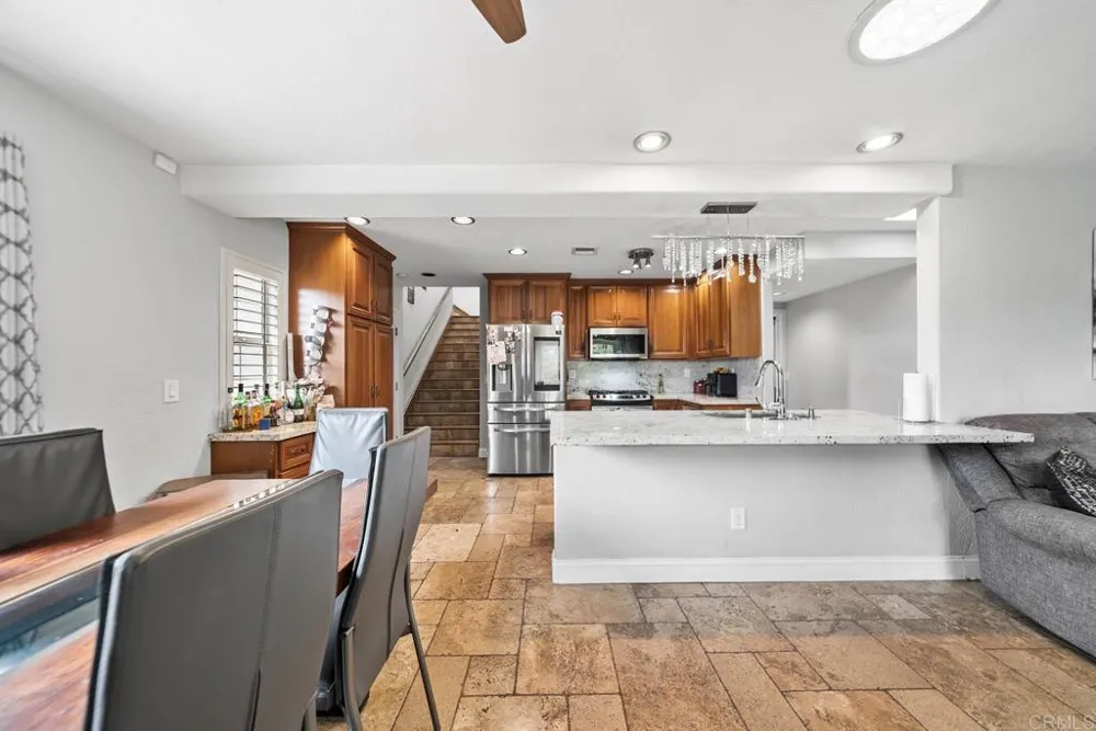 10820 Dutton Drive La Mesa, CA 91941
