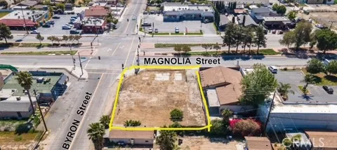 13653 Magnolia