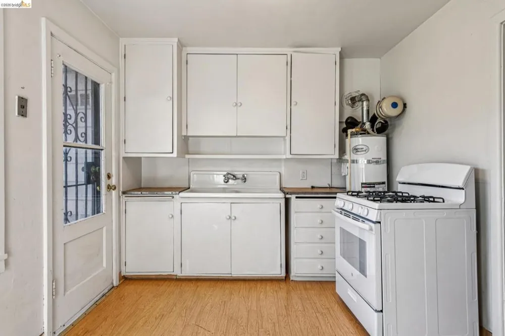 130 Garrard Richmond, CA 94801