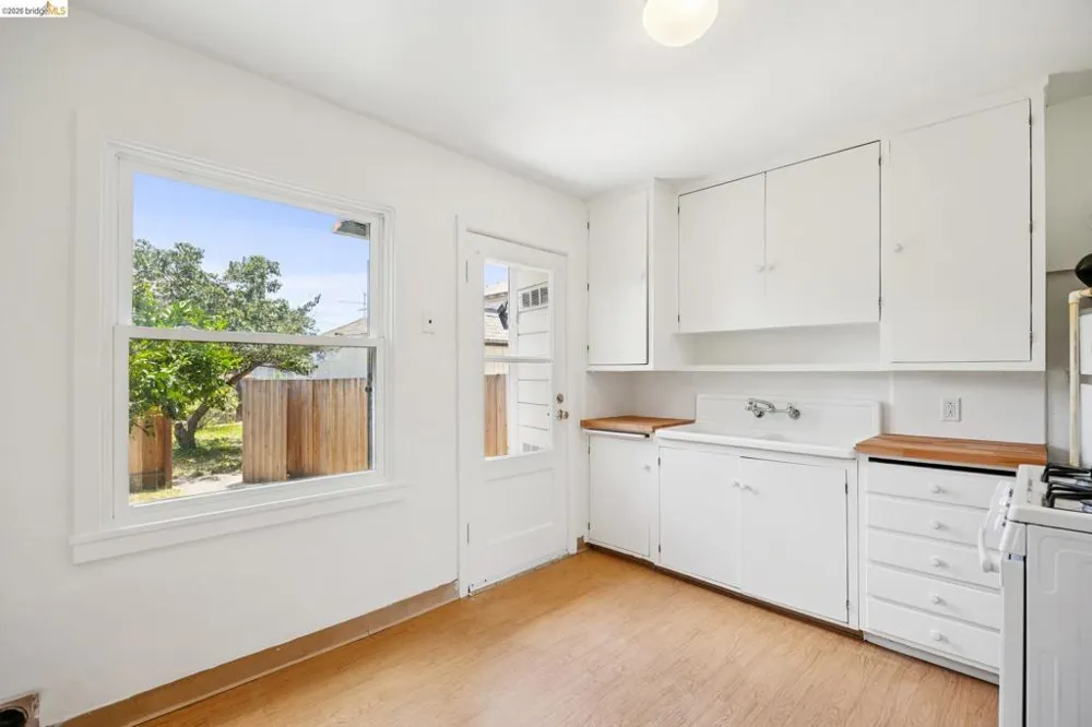 130 Garrard Richmond, CA 94801
