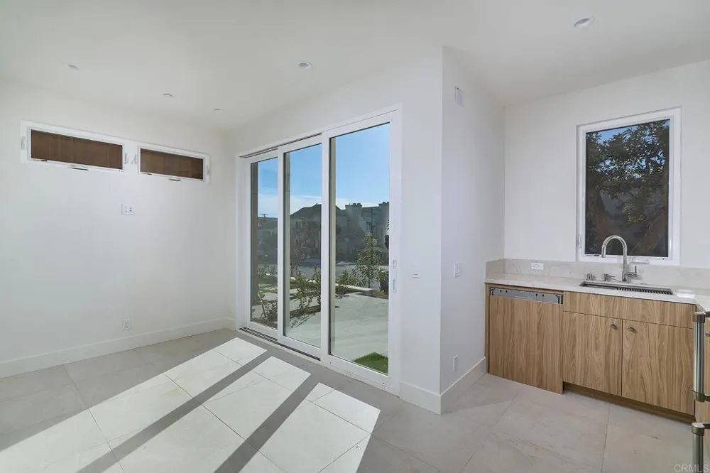 3903 Haines San Diego, CA 92109