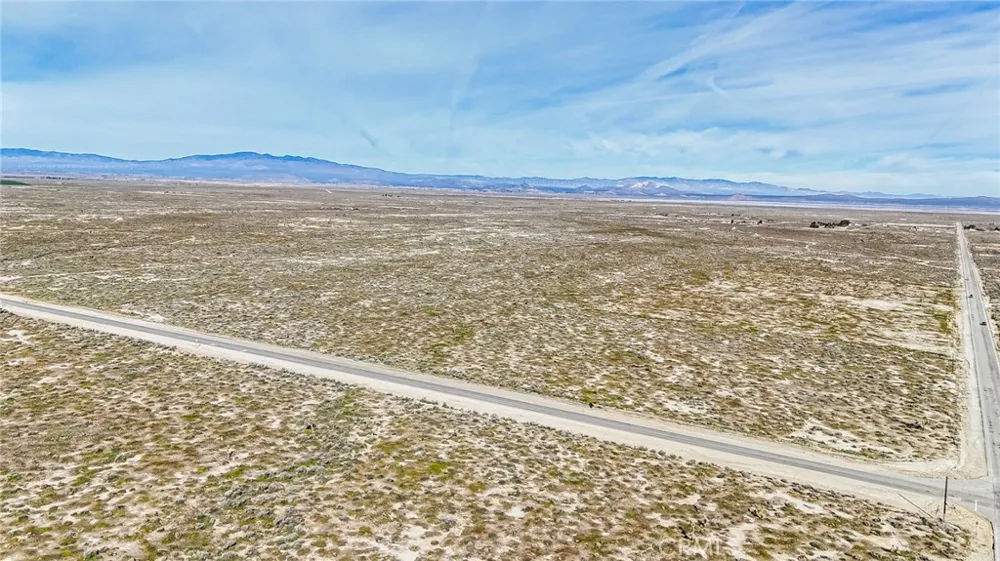 2895 E Avenue G Roosevelt, CA 93535