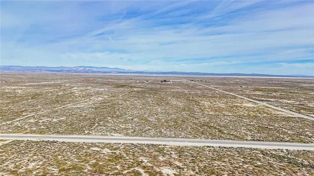 2895 E Avenue G Roosevelt, CA 93535