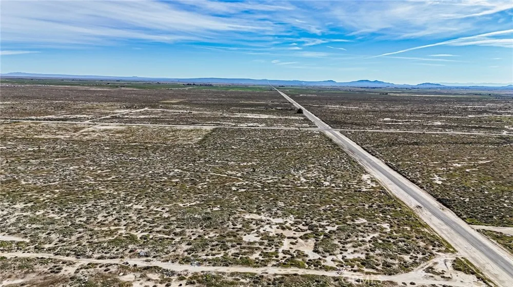 2895 E Avenue G Roosevelt, CA 93535