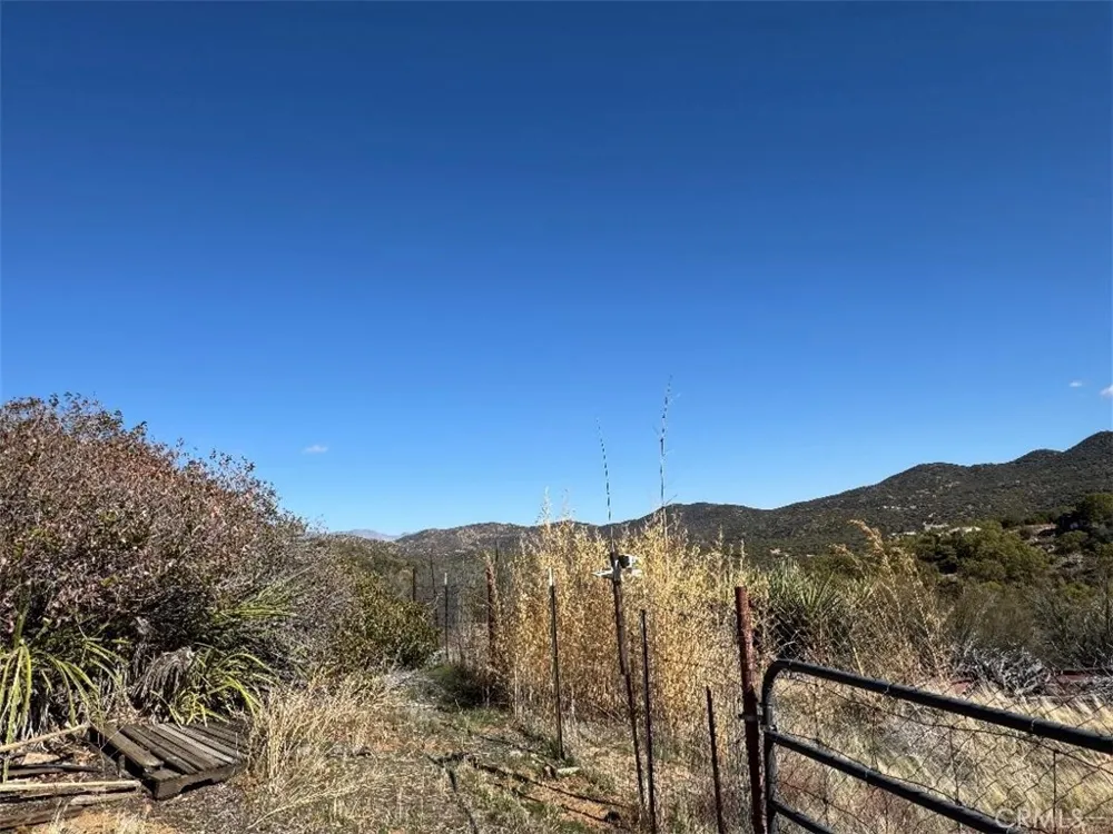 Trails End Anza, CA 92539
