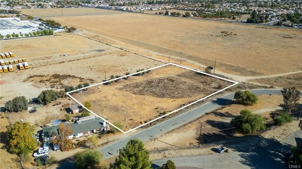 A East Midway San Jacinto, CA 92583