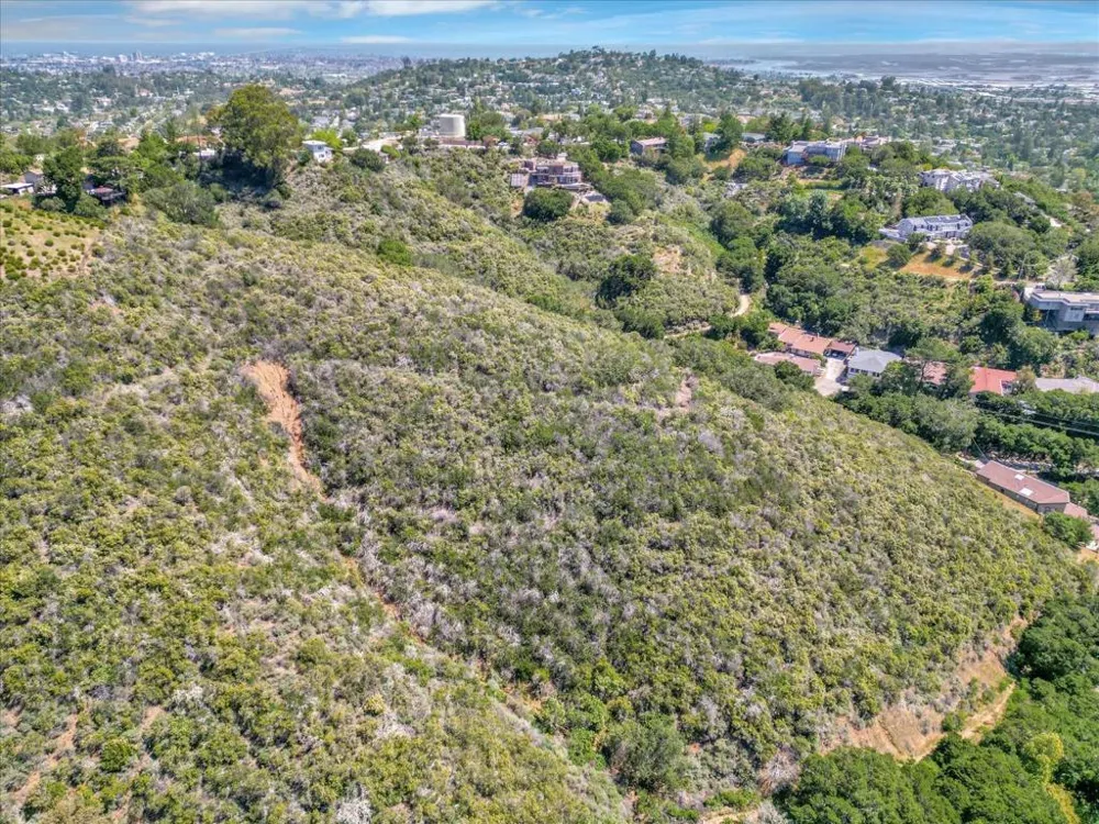 Devonshire Boulevard San Carlos, CA 94070