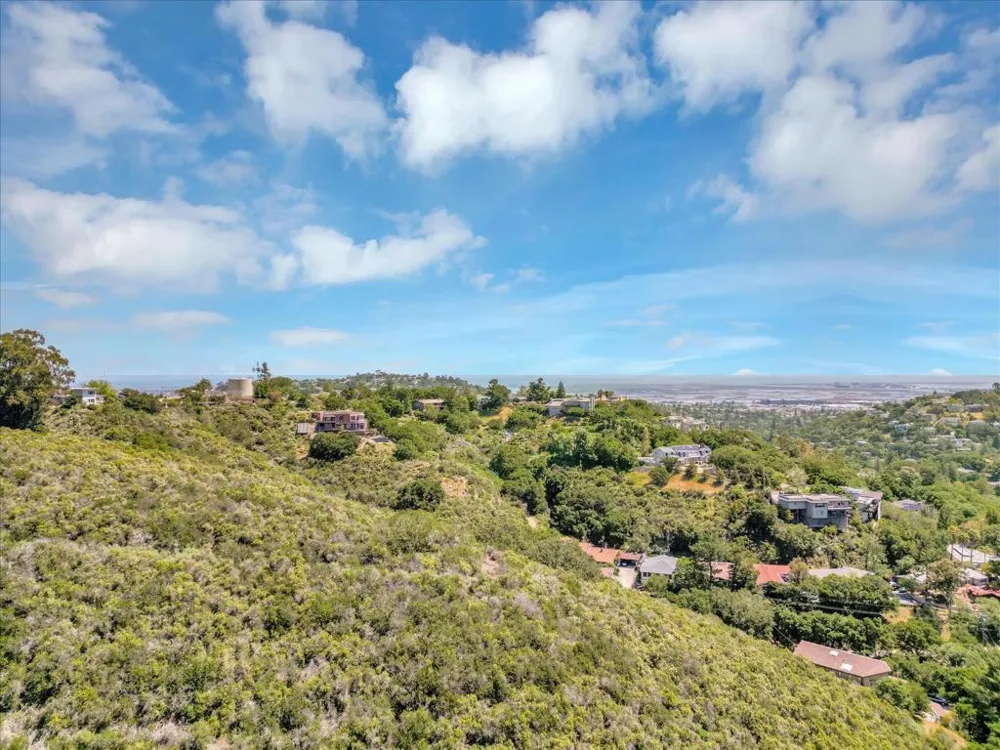 Devonshire Boulevard San Carlos, CA 94070
