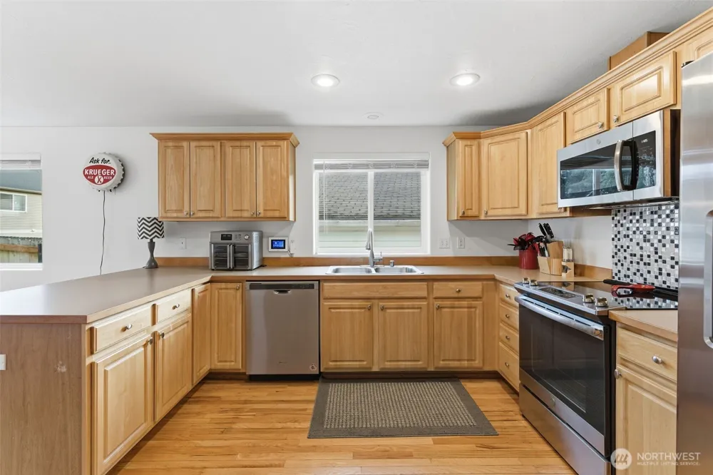 2533 Kristine Court Centralia, WA 98531