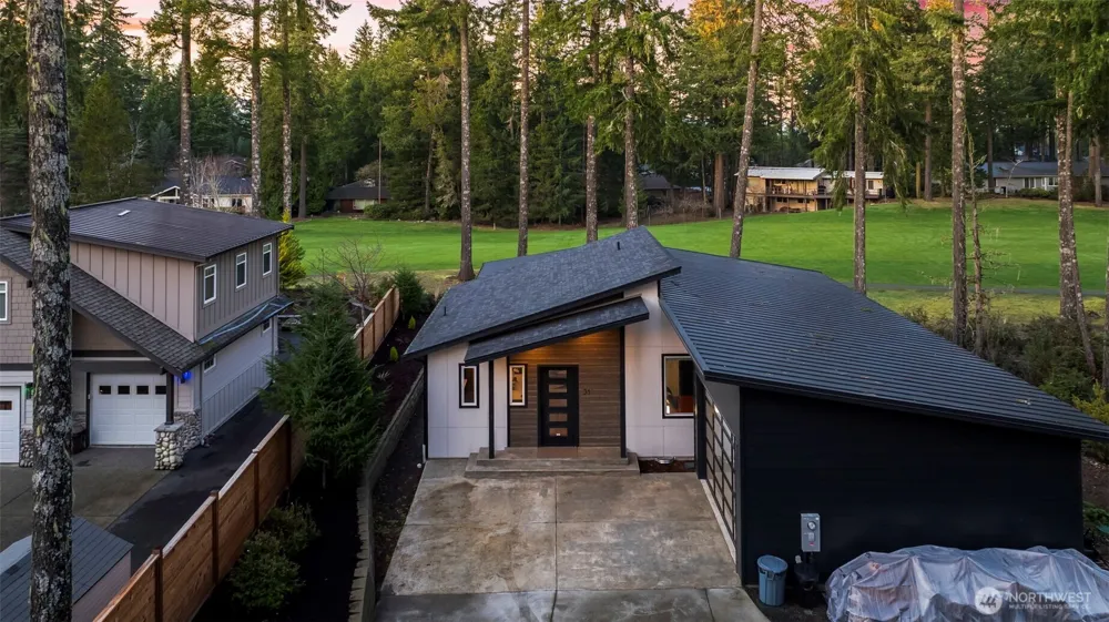31 E Westwood Lane E Union, WA 98592