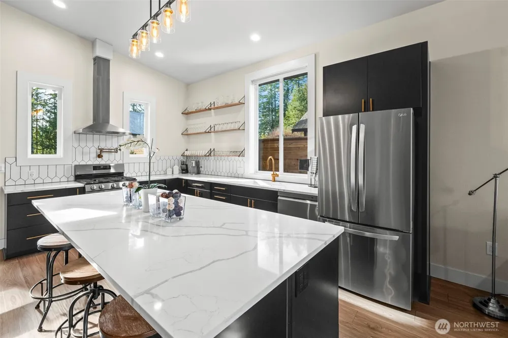 31 E Westwood Lane E Union, WA 98592
