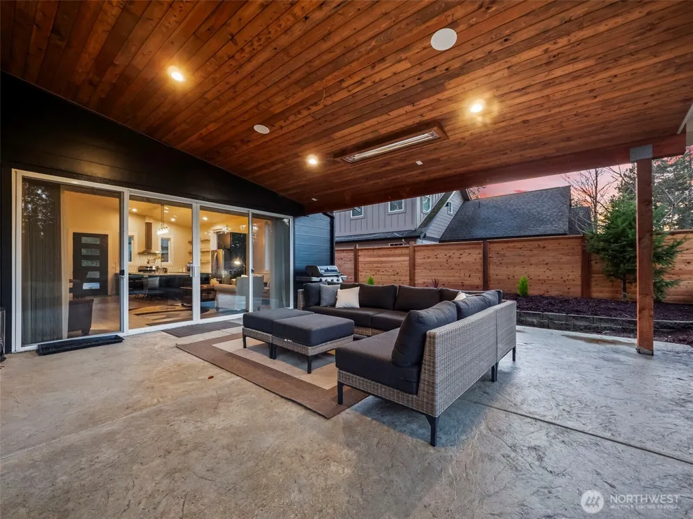 31 E Westwood Lane E Union, WA 98592