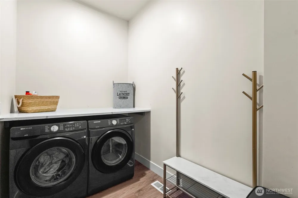 31 E Westwood Lane E Union, WA 98592