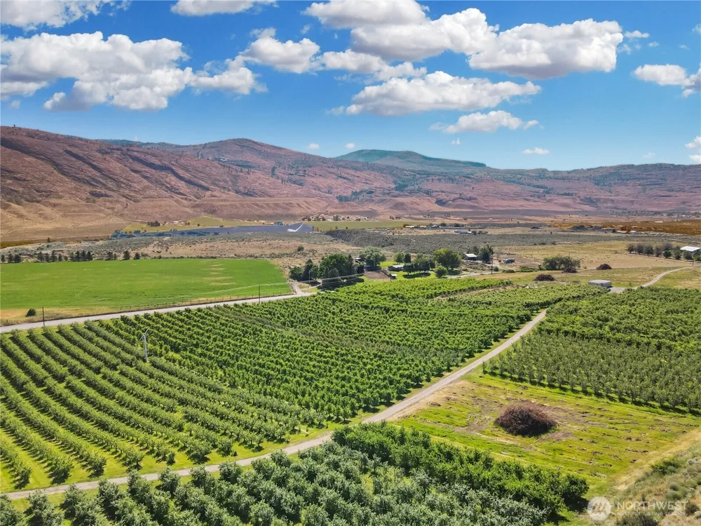 223 Old Riverside HWY Omak, WA 98841
