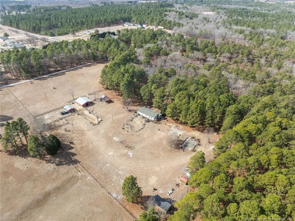 690 Poole Road Raeford, NC 28376