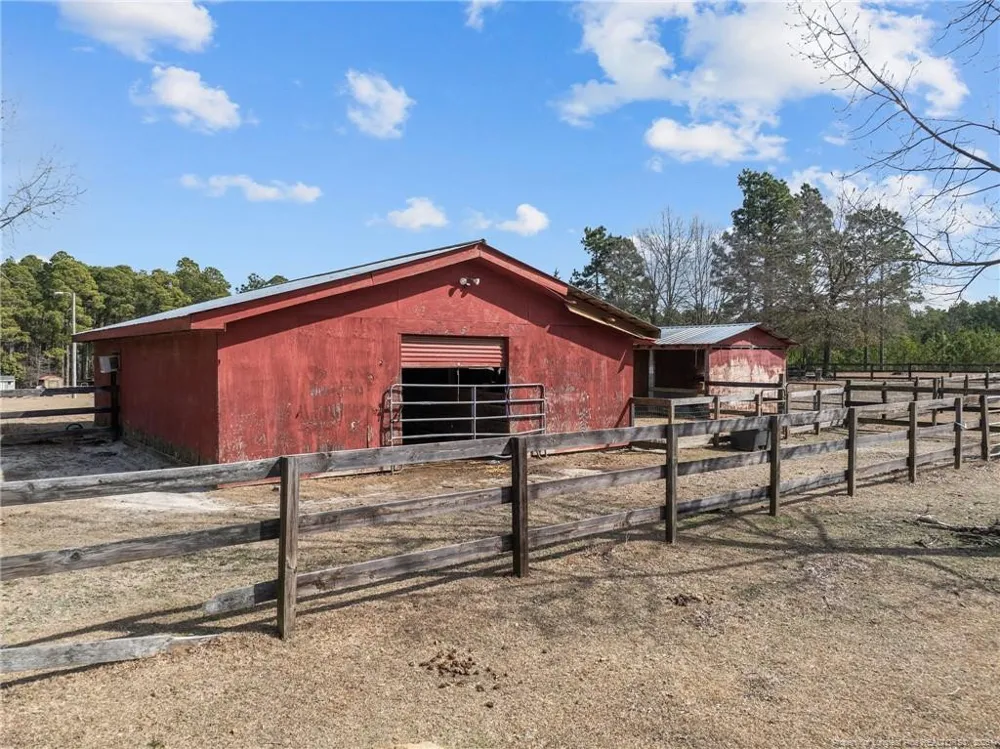 690 Poole Road Raeford, NC 28376
