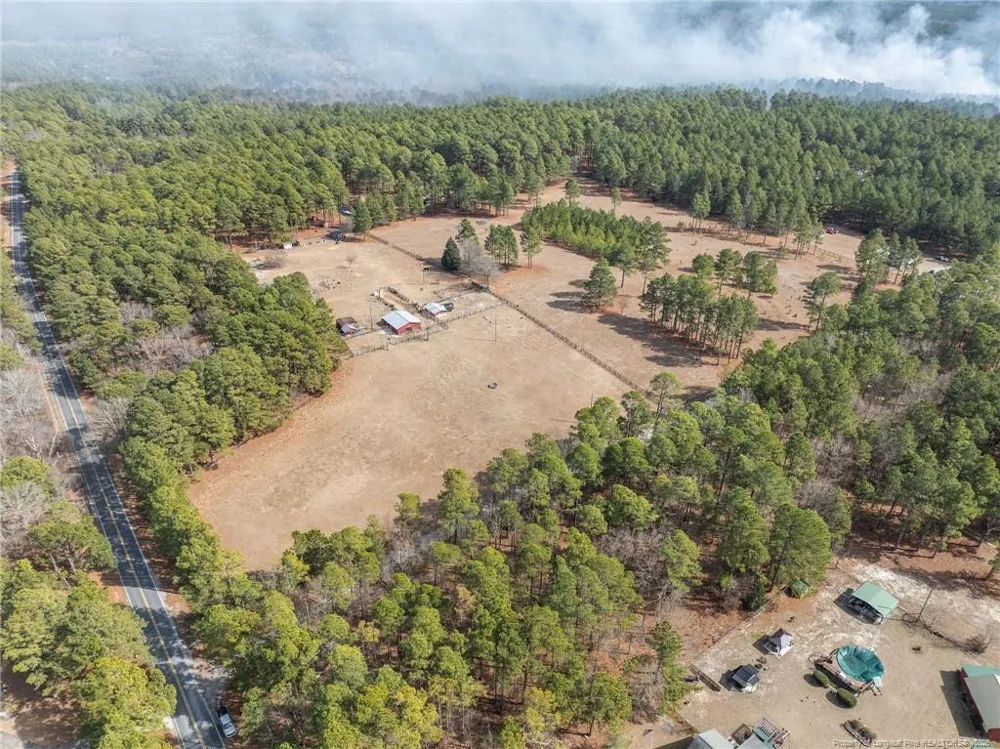 690 Poole Road Raeford, NC 28376