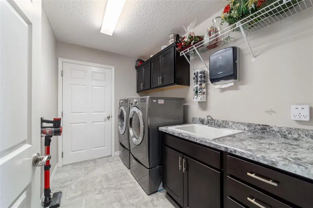 1194 MCDONOUGH PLACE The Villages, FL 32163