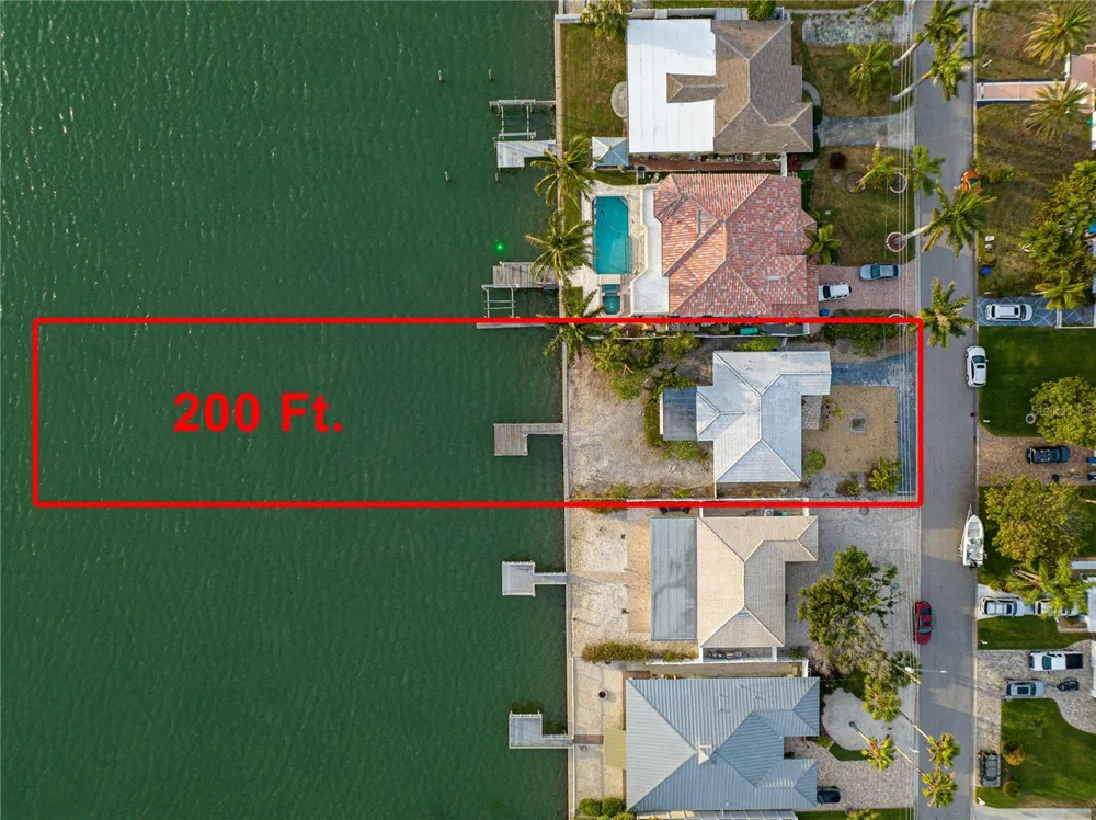 1425 COREY WAY S South Pasadena, FL 33707