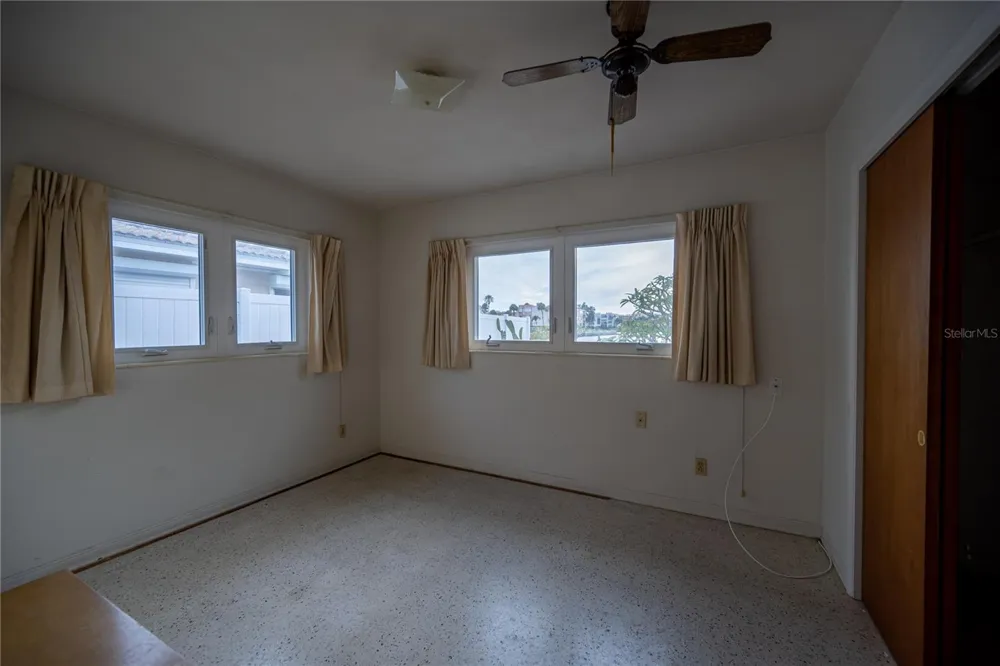 1425 COREY WAY S South Pasadena, FL 33707