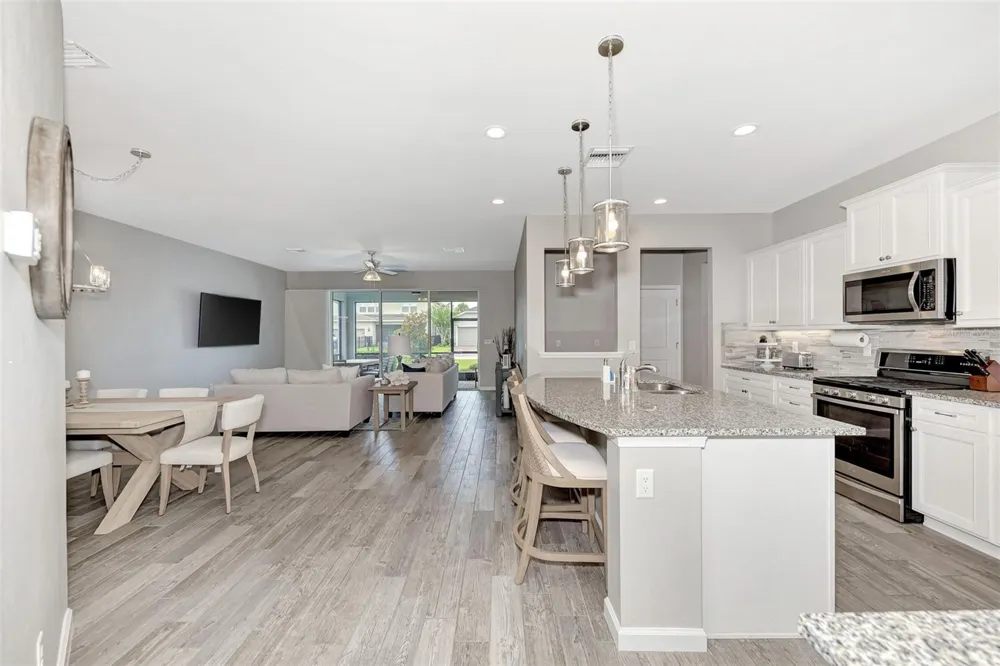 11616 GOLDEN BAY PLACE Lakewood Ranch, FL 34211