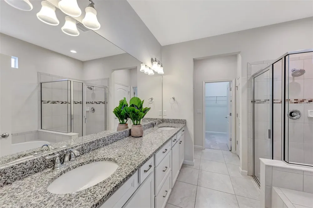 11616 GOLDEN BAY PLACE Lakewood Ranch, FL 34211