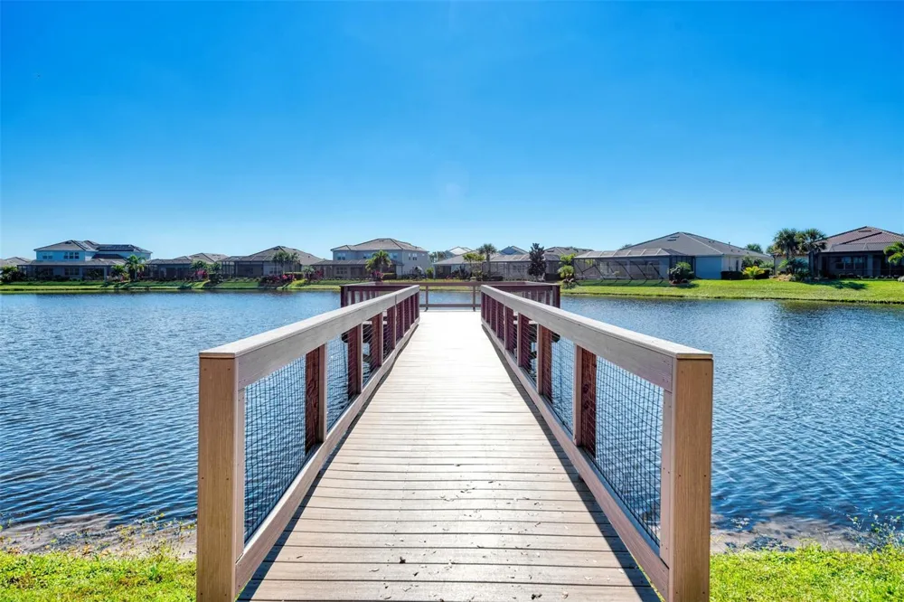11616 GOLDEN BAY PLACE Lakewood Ranch, FL 34211