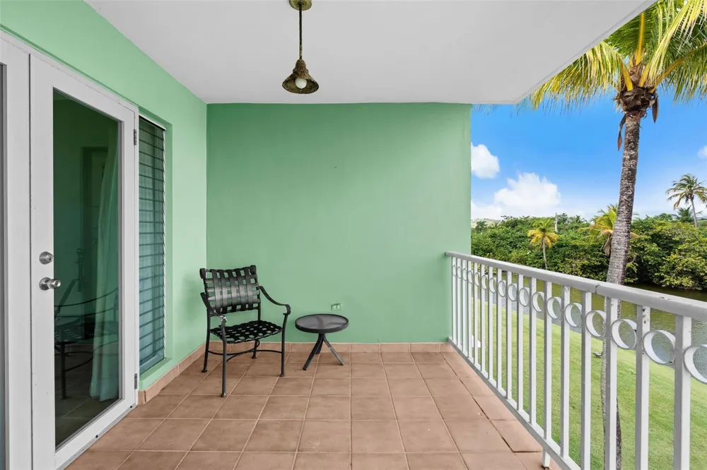 195 CANDELERO DRIVE #6232 Humacao, PR 00791
