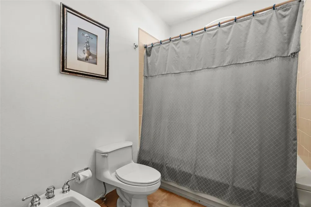 195 CANDELERO DRIVE #6232 Humacao, PR 00791