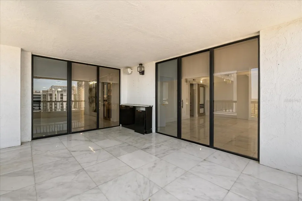 530 E CENTRAL BOULEVARD #1901 Orlando, FL 32801