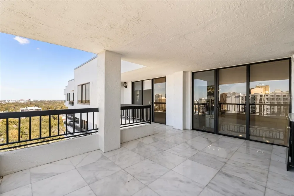530 E CENTRAL BOULEVARD #1901 Orlando, FL 32801