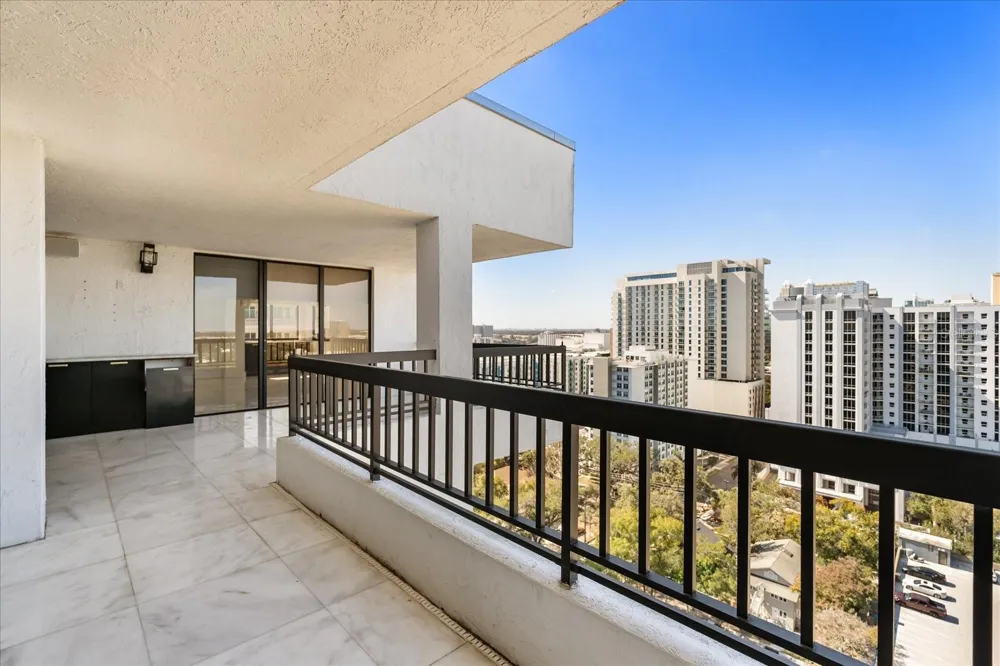 530 E CENTRAL BOULEVARD #1901 Orlando, FL 32801