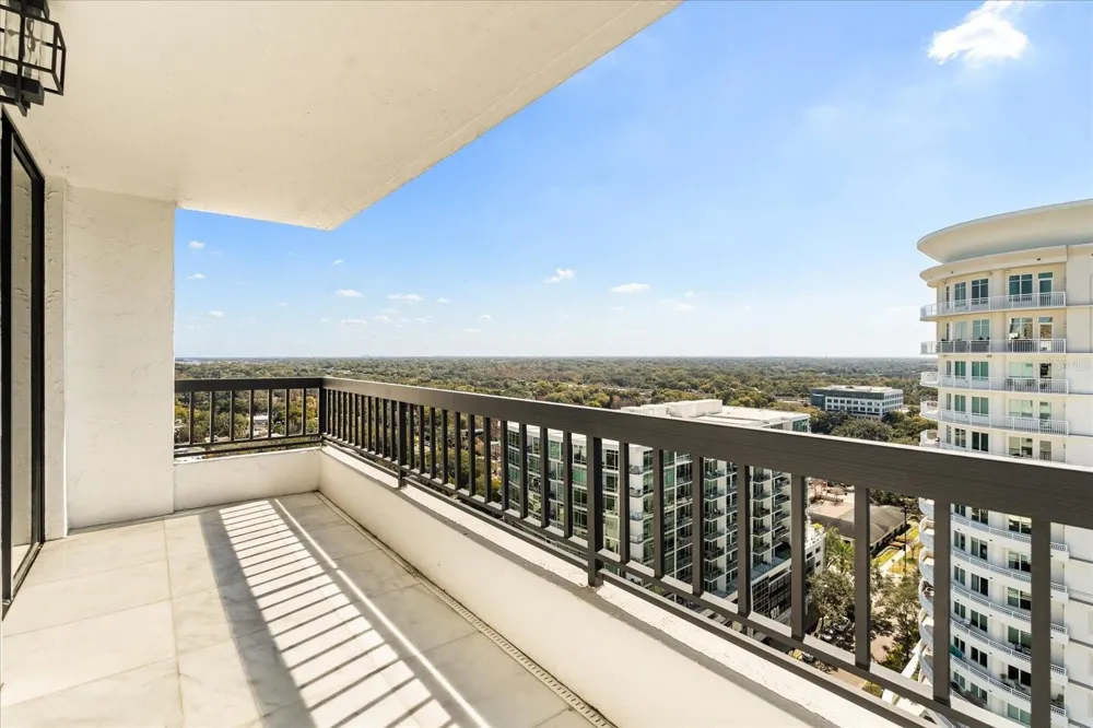530 E CENTRAL BOULEVARD #1901 Orlando, FL 32801