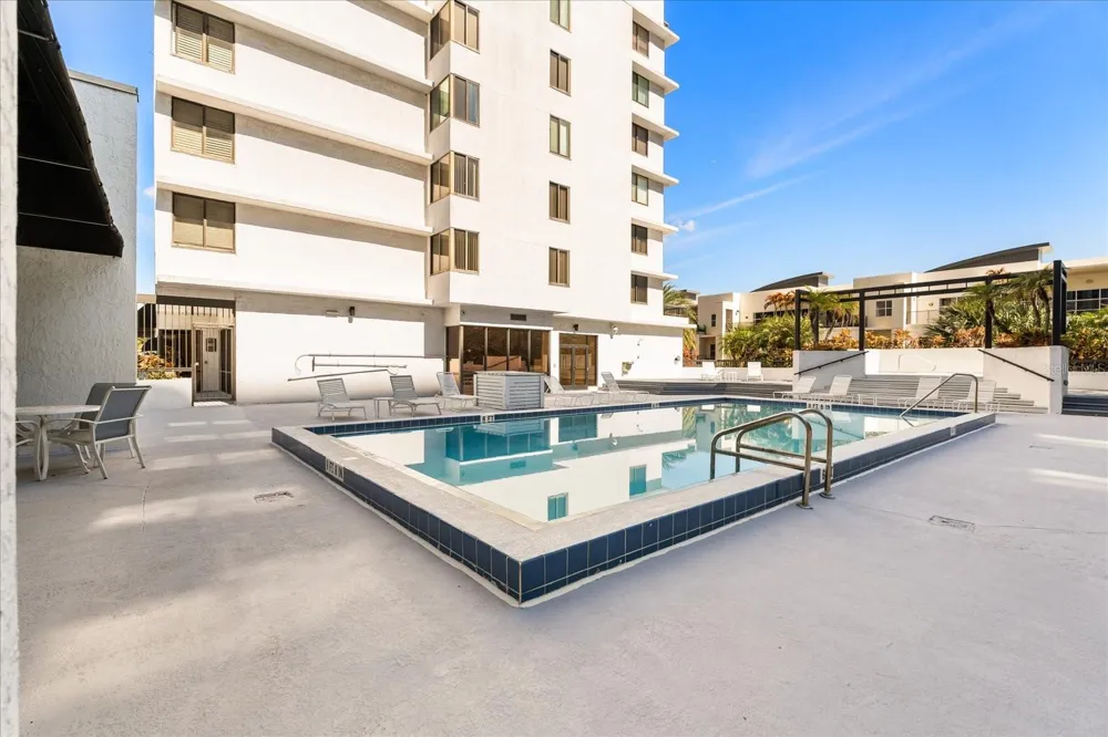 530 E CENTRAL BOULEVARD #1901 Orlando, FL 32801