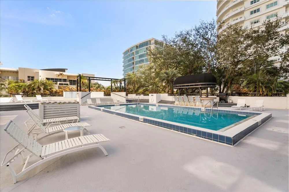 530 E CENTRAL BOULEVARD #1901 Orlando, FL 32801