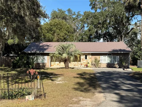 1762 SE 164TH CIRCLE