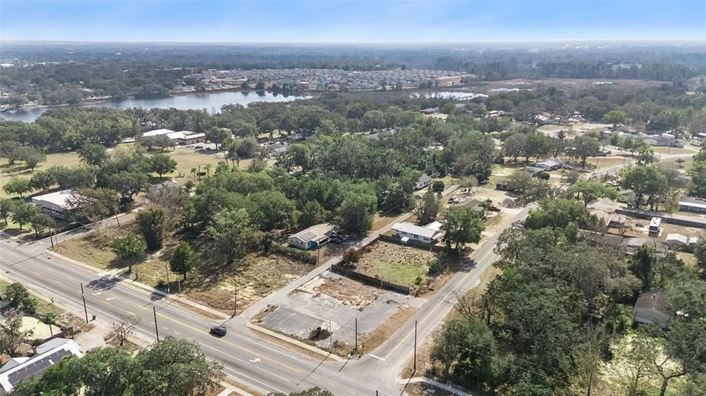 331 W MYERS BOULEVARD Mascotte, FL 34753