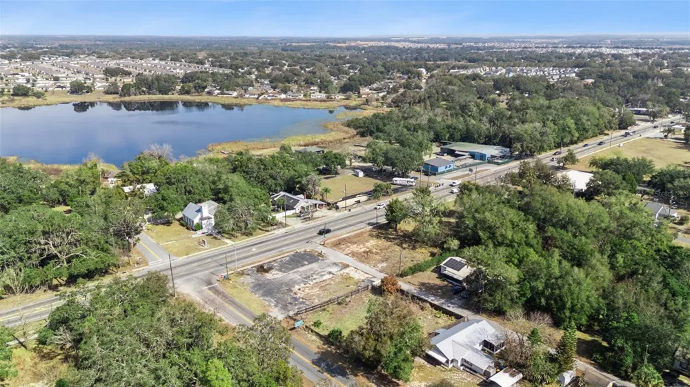 331 W MYERS BOULEVARD Mascotte, FL 34753