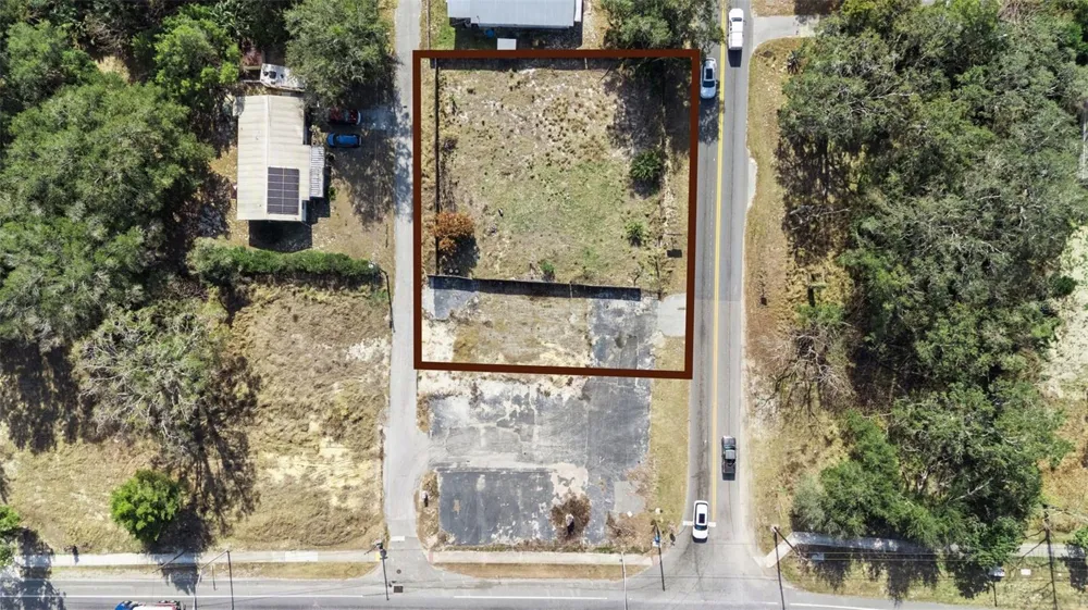 331 W MYERS BOULEVARD Mascotte, FL 34753