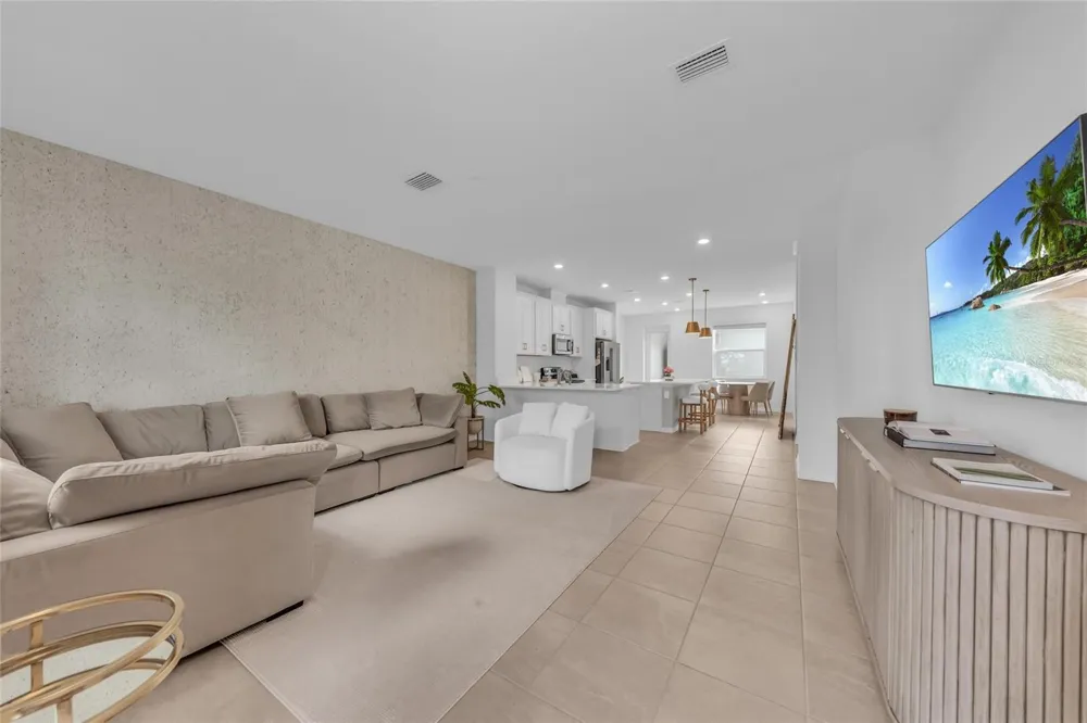 1741 CLEAT LANE Sarasota, FL 34240