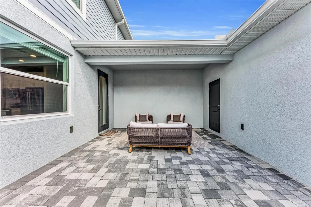1741 CLEAT LANE Sarasota, FL 34240